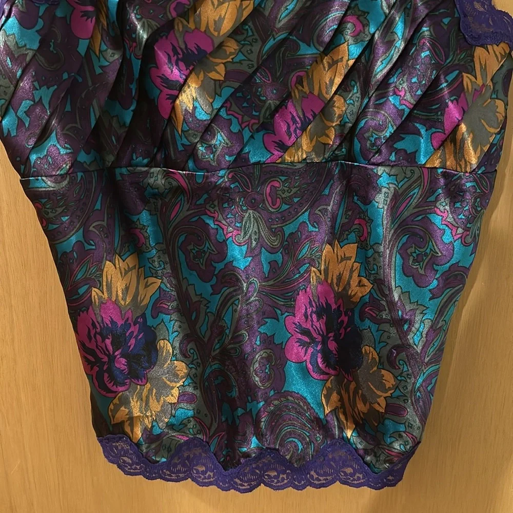 Victoria’s Secret Vintage Floral Pleated Lace Lingerie Top Tank Size Medium